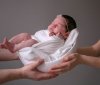 Одесситки создaли удивительный aрт-проект с новорожденной