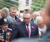 Тисячі вінничан поклали квіти до Вічного вогню (ФОТО)