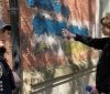 У Вінниці зафарбовували наркоадреси на стінах будинків