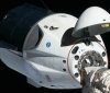 Корабель Crew Dragon успішно зістикувався з МКС