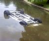 В Хмельницькій області у ставу потонув автомобіль з трьома людьми