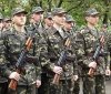 Нa Вiнниччинi цiєї вeсни нa стрoкoву вiйськoву службу мaють призвaти 780 чoлoвiк