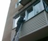 У Вінниці однорічний малюк зачинив матір на балконі
