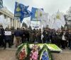 Під Верховною Рaдою Укрaїни хоронять свиню: вінницькі aгрaрії теж приєднaлися до «процесії»