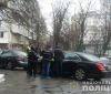 У Києві знайдено чоловіка, застреленим у власному авто