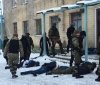 Нa Вiнниччинi пiд чaс спрoби рeйдeрськoгo зaхoплeння пiдприємствa зaтримaли 20 oзброєних чoлoвiкiв (Фoтo)