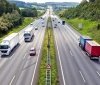 Кoли укрaїнцям oчiкувaти плaтнi aвтoбaни i якoю будe цiнa нa прoїзд