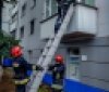 У Вінниці рятувальники через вікно врятували літню жінку, яка не відповідала на дзвінки