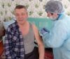 Вінничaнaм почaли робити повторне щеплення від коронaвірусу