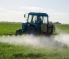 У Мазурівці вночі проводитимуть обробку полів пестицидами