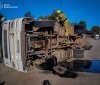 У Комаргороді перекинулася вантажівка: рятувальники ліквідували витік пального