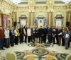 Президент Володимир Зеленський відзначив двох вінницьких волонтерів нагородою «Золоте серце»