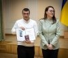 Працівника «Тульчинводоканалу» відзначили грамотою Кабміну  Кабмін відзначив працівника комунального підприємства «Тульчинводоканал» Олександра Марченка — він отримав Почесну грамоту.  Нагороду вручили за багаторічну сумлінну працю та внесок у розвиток 