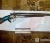 У Козятині чоловік відкрив вогонь з обрізу в під’їзді: є поранені