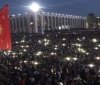 Протести у Киргизстані:  мітингувальники захопили адмінбудівлі та звільнили з СІЗО екс-президента країни