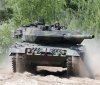 Обіцяні Канадою танки Leopard 2 для України прибули до Польщі