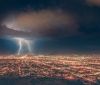 В Україні оголошено штормове попередження: в яких областях очікувати негоди