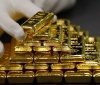 Зростають ціни на золото через загрозу вторгнення РФ в Україну