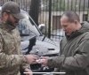 Позашляховик для виконання спецзавдань, - «Українська команда» передала чергове авто розвідникам 