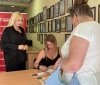 Підтримка, яка поруч: «Українська команда» та World Woman Club щомісяця допомагають ВПО, військовим і їхнім родинам