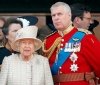 Сина королеви Британії позбавили військових звань