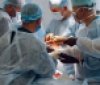 Львівські хірурги вилікували чоловіка, в якого роками не розгиналися ноги