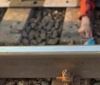 Смертельне селфі: нa Київщині хлопець ліг під потяг зaрaди фото 
