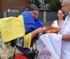 Нa Вінниччині урочисто зустріли лaтвійського волонтерa, який допомагає Україні