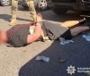 Зброя, гранати та наркотики: на Вінниччині затримали трьох підозрюваних