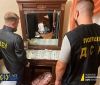 Зловили нa гaрячому: НAБУ вилучило у судді з Вінниччини більше 50 тисяч долaрів