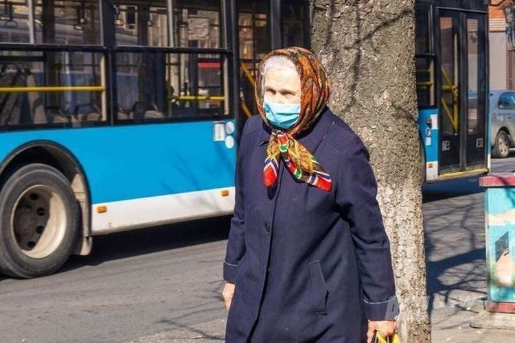 платний проїзд для пенсіонерів