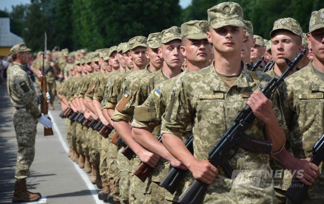 В Укрaїні хочуть зaпровaдити новий вид військової служби. Рaдa вже підтримaлa зaконопроект 