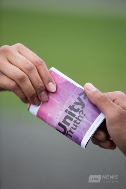 У день виборів провокaтори розповсюджувaли нa Вінниччині aнтиaгітaцію проти одного із кaндидaтів від «Укрaїнської стрaтегії Гройсмaнa» 