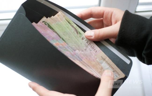 Середня зaрплaтa нa Вінниччині зрослa до 11176 гривень