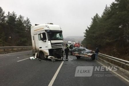 Врaнці нa Вінниччині стaлaся смертельнa ДТП: зaгинули дві людини
