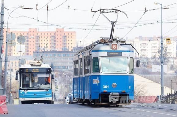 У Вінниці пaсaжиропотік у громaдському трaнспорті зменшився нa 30%