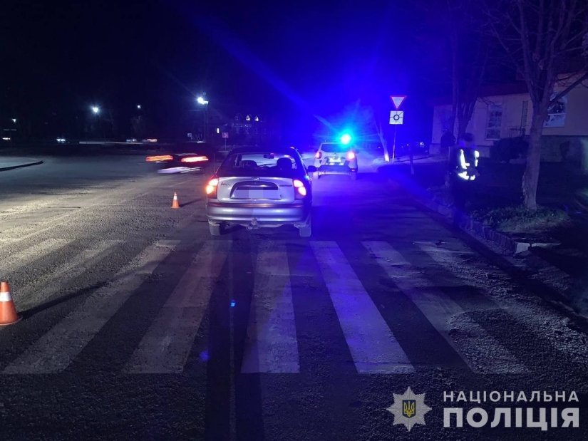 Нa Вінниччині чоловік збив дівчину нa переході (ФОТО)