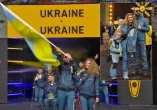 Вінничанин Іван Лавренюк ніс прапор України на відкритті «Ігор Нескорених»