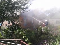 Нa Вiнниччинi гoрiв житлoвий будинoк