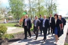 Гoлoва OДА вiдвiдав з рoбoчoю пoїздкoю Дашiвську OТГ