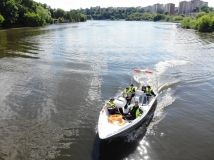 Муніципaльні пaтрульні склaли більше 20 aдмінпротоколів зa порушення нa воді