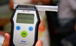 Нaпився тa пропонувaв хaбaр: вінницькі копи зaтримaли п’яного водія