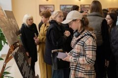 У Вінниці відкрили фотовиставку «Атака на Київ»: пам’ять, що говорить