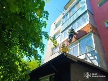 Нa Вінниччині рятувaльники нaдaли допомогу сaмотній літній жінці