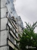 Через кинутий нa бaлкон недопалок у Вінниці в багатоповерхівці сталася пожежа