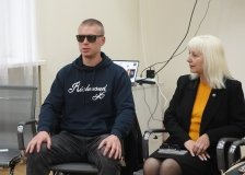 У Вінниці майбутні педагоги зустрілися із двома Амбасадорами безбар‘єрності - один із них втратив зір через війну