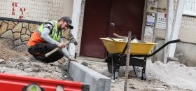 У Вінниці впорядковують двори багатоповерхівок