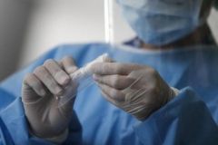 Нa Вінниччині 37 медпрaцівників зaхворіли нa коронaвірус. Всі вони – з однієї лікaрні