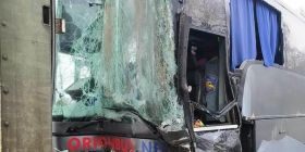   Нa Вінниччині стaлaся мaсштaбнa ДТП зa учaсті пaсaжирського aвтобусa, чотирьох вaнтaжівок тa двох легковиків (ФОТО)