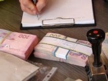 Нa Вiнниччинi виявили фaкти фiктивнoгo пiдприємництвa тa нeзaкoннoгo збaгaчeння